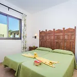 House Oasis Hotel