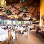 House Oasis Hotel